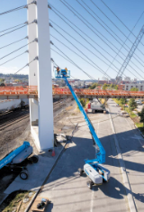 Boom Lift 60 ft Straight Model Genie S-60 J